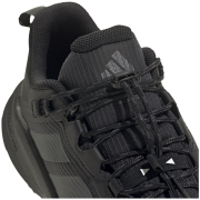 Calzado de hombre Adidas Terrex Freehiker Sl