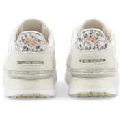 Calzado de mujer Puma R78 Voyage Better