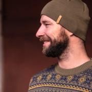 Gorro de lana merino Kama A02