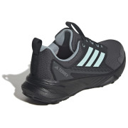 Zapatillas de carrera para mujer Adidas Terrex Tracefinder 2 Clima W