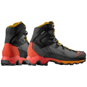 Calzado de senderismo para hombre La Sportiva Aequilibrium Trek GTX