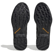 Calzado de senderismo para hombre Adidas Terrex Swift R2 Mid Gtx