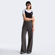 Camiseta de mujer The North Face Essential Cropped Slim Short Sleeve Tee