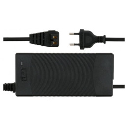 Adaptador Mestic AC adapter negro black