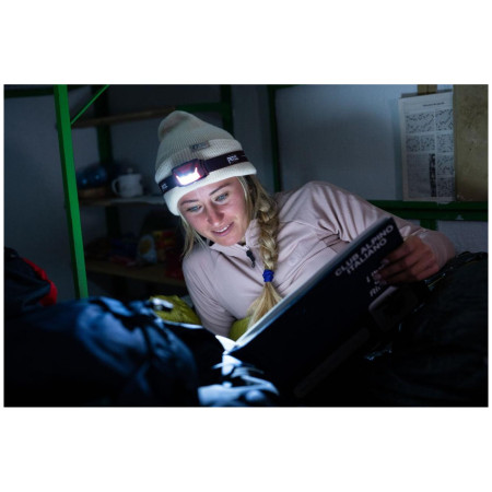 Linterna frontal Petzl Actik Core (2025)