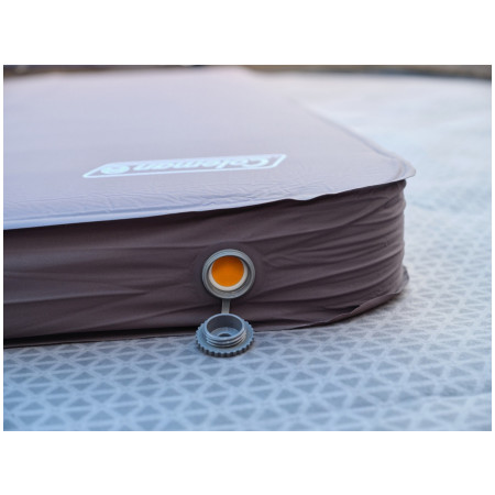 Colchoneta autohinchable Coleman Supercomfort 12 double