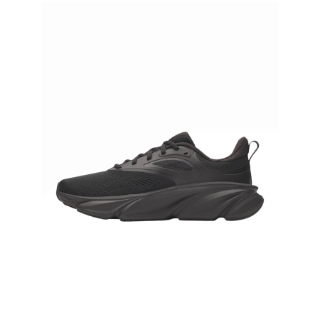 Calzado de hombre Under Armour Rogue 6 negro Black / Black / Black
