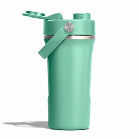 Botella térmica Hydro Flask Insulated Shaker 24 oz (710 ml)