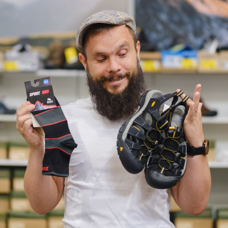 Ventila las sandalias. ¿Y los calcetines? También, sin problema.