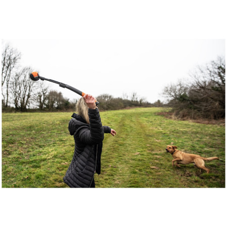 Juguete para perro Mountain Paws Adjustable dog ball launcher