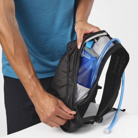 Mochila de carrera Salomon Cross 4