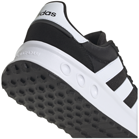 Calzado de hombre Adidas Run 84