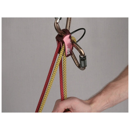 Asegurador Singing Rock Shuttle