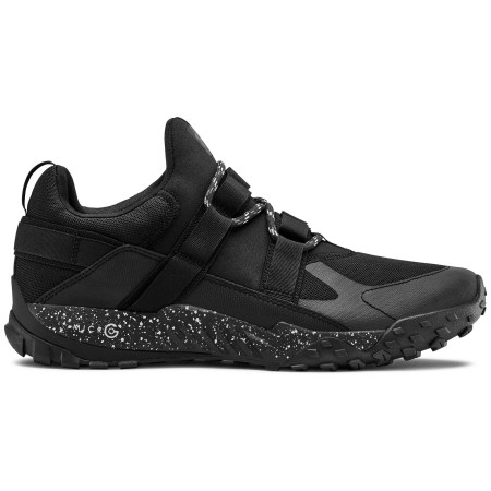 Calzado de hombre Under Armour Valsetz Trek negro Black/Black/ModGray