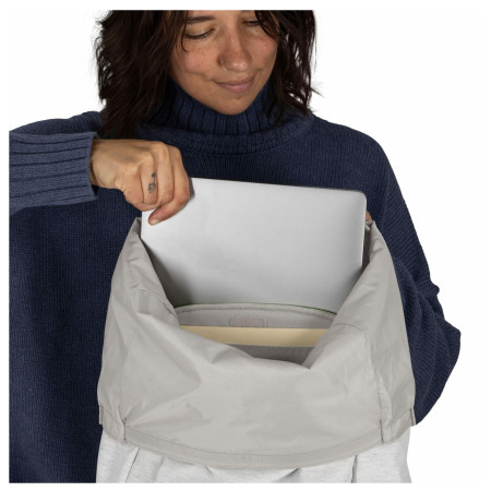 Mochila urbana Osprey Arcane Earth Roll Top