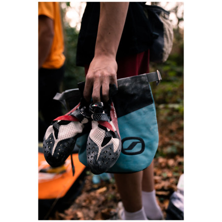 Pies de gato Scarpa Furia Air