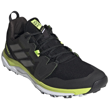 Calzado de hombre Adidas Terrex Agravic negro Cblack/Grefou/Syello
