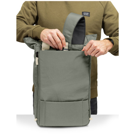 Mochila Hannah Charm 22