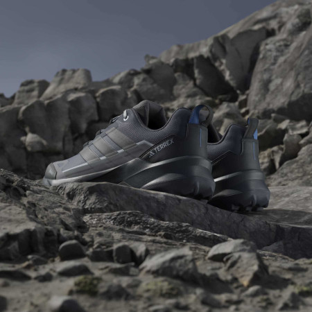 Calzado de senderismo para hombre Adidas Terrex Skychaser Ax5 GTX