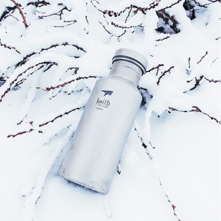Botella Keith Titanium Titanium Sport Bottle 550 ml