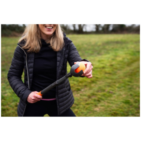 Juguete para perro Mountain Paws Adjustable dog ball launcher