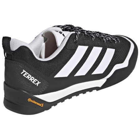 Calzado de hombre Adidas Terrex Skychaser Solo 3