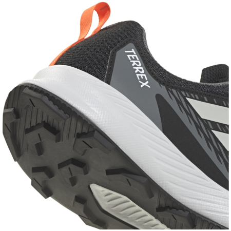 Calzado de mujer Adidas Terrex Tracefinder