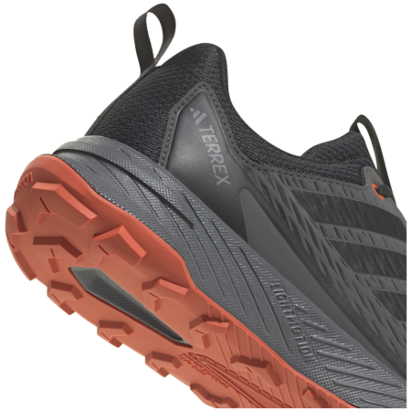 Calzado de hombre Adidas Terrex Tracefinder