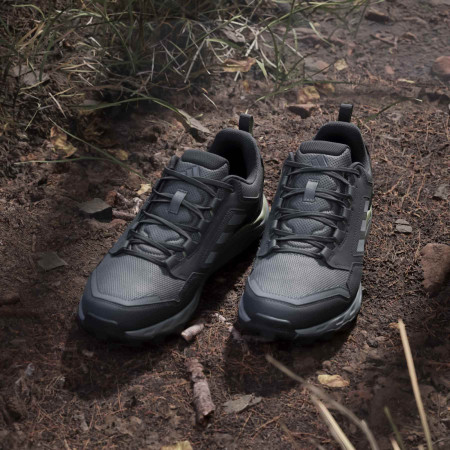 Zapatillas de carrera para hombre Adidas Terrex Tracerocker