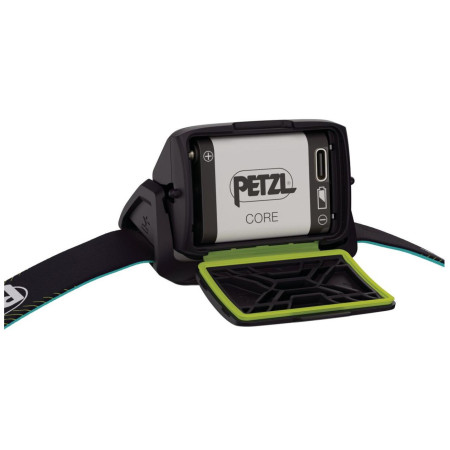 Linterna frontal Petzl Actik Core (2025)