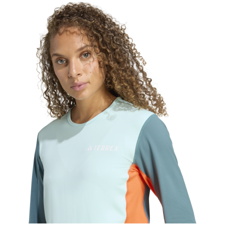 Camiseta funcional de mujer Adidas Multi Synt Ls W