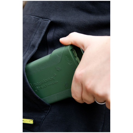 Batería externa RidgeMonkey Vault C-Smart Wireless 26950mAh Camo