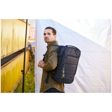 Mochila urbana Caterpillar B. Holt Travel Backpack