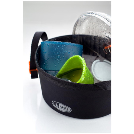 Vajilla GSI Outdoors Pinnacle Camper