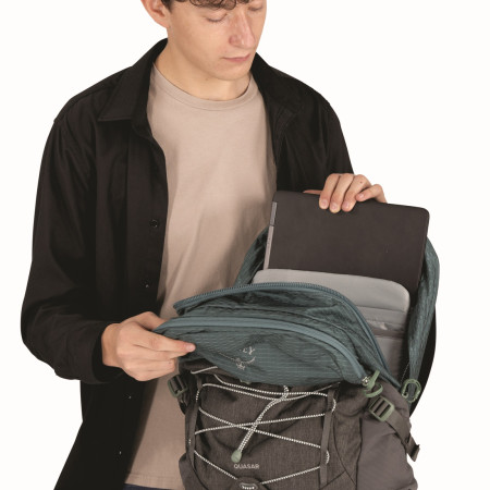 Mochila urbana Osprey Quasar 26