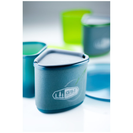 Vajilla GSI Outdoors Pinnacle Camper