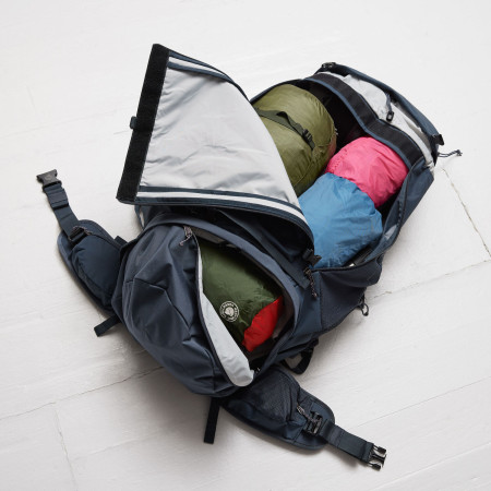 Mochila de senderismo Fjällräven Abisko Trek 65