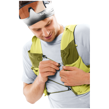 Chaleco de carrera Deuter Traick 9