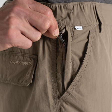 Pantalones cortos de hombre Craghoppers NosiLife Cargo Short III
