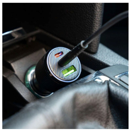 Adaptador Swissten Car Charger 2x USB-C PD + USB-A, 95 W + cabel USB-C / USB-C, 1 m