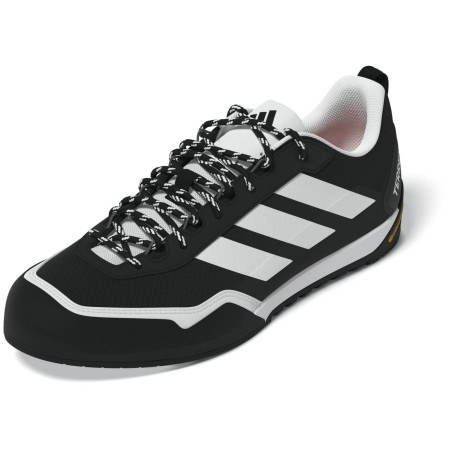 Calzado de hombre Adidas Terrex Skychaser Solo 3