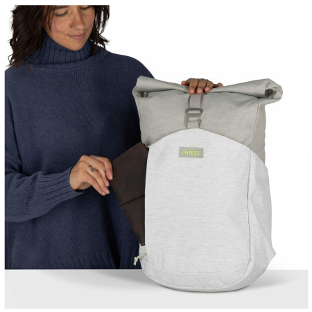 Mochila urbana Osprey Arcane Earth Roll Top