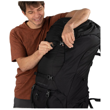Mochila de senderismo Osprey Farpoint Trek 70