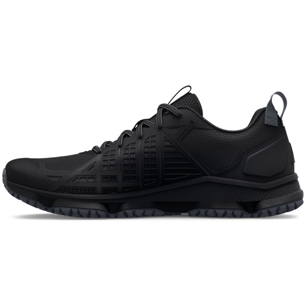 Calzado de hombre Under Armour MG Strikefast