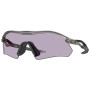 Color: gris